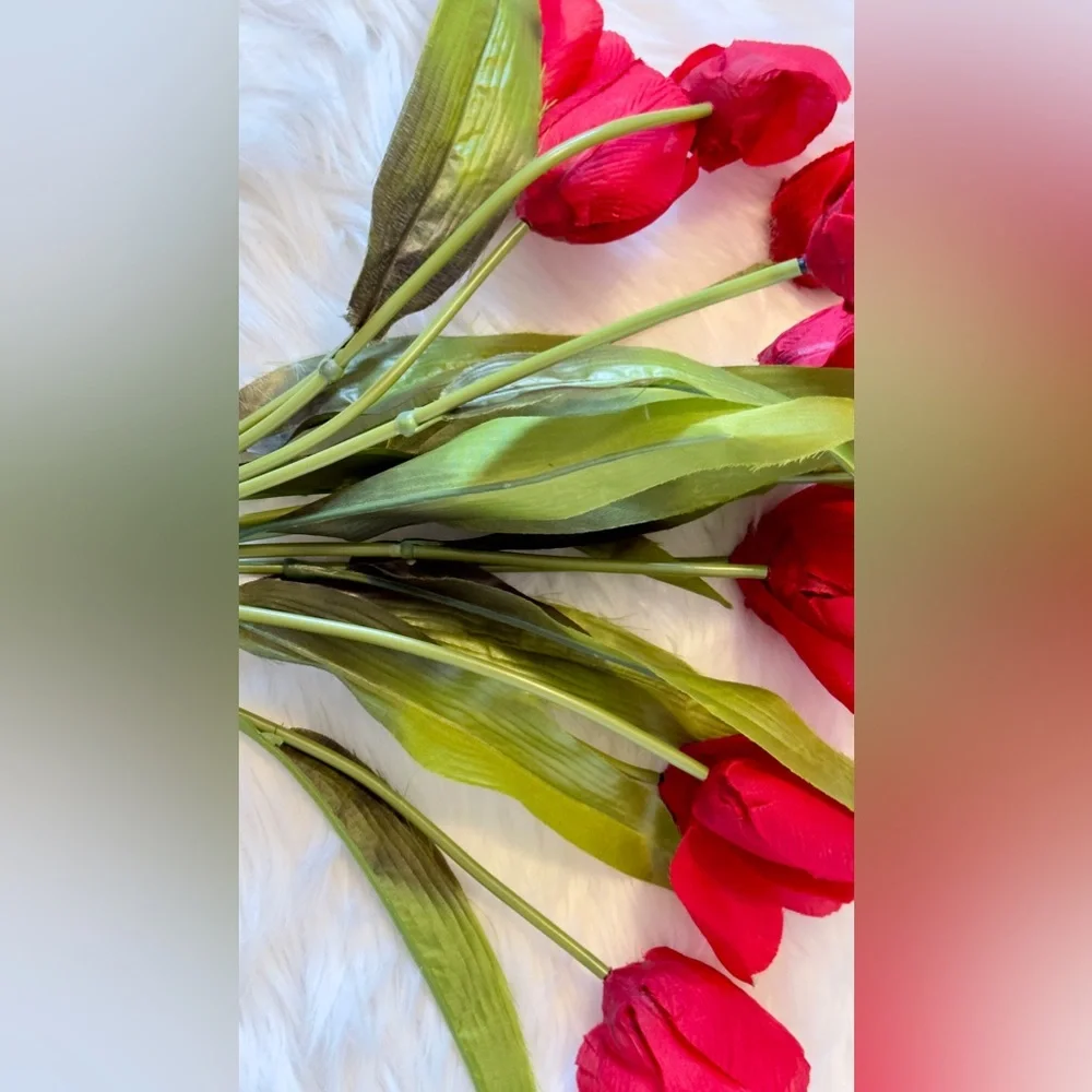 13 Red Silk Tulips Flowers Spring Summer Table Floral Arrangement Faux Florals